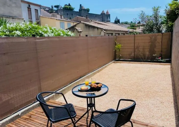 Du Chateau Climatisee Apartment